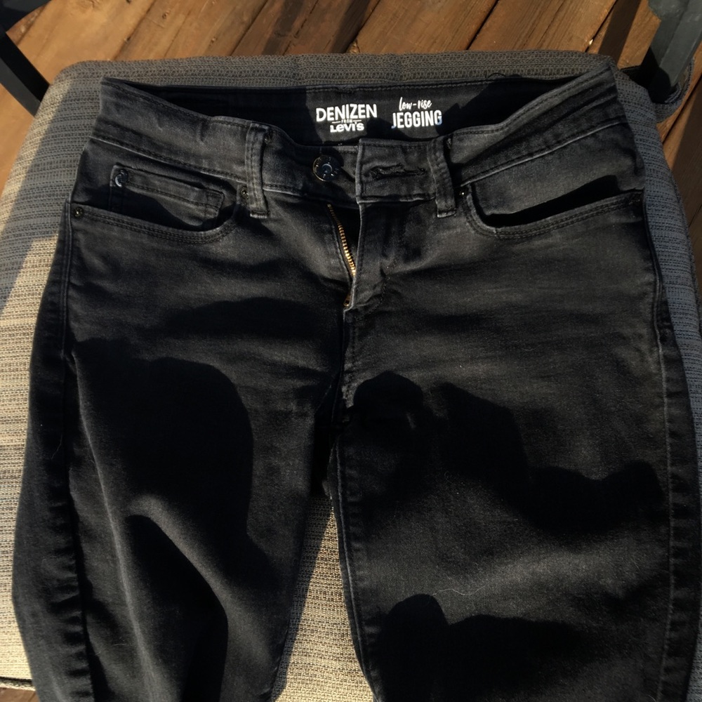 Black Jeans